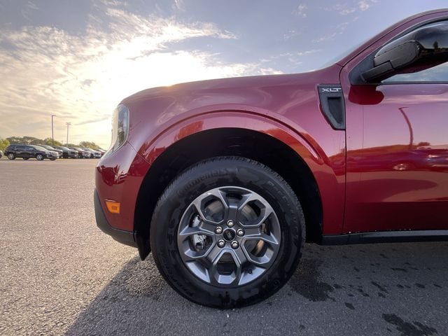 2025 Ford Maverick XLT - Photo 10