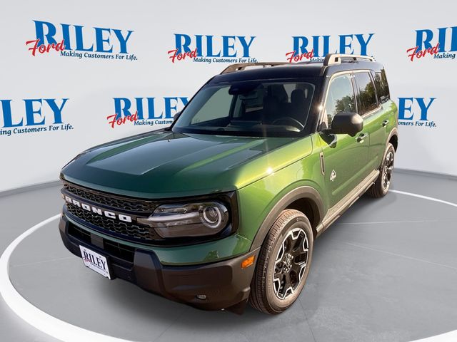 2025 Ford Bronco Sport Outer Banks's photo