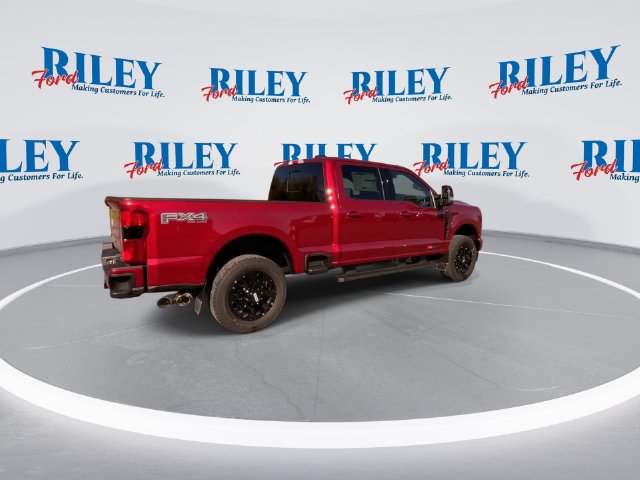 New 2027 Ford F-250SD Lariat Truck