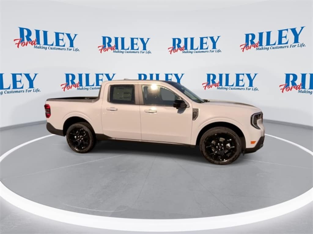 New 2025 Ford Maverick Lariat Truck