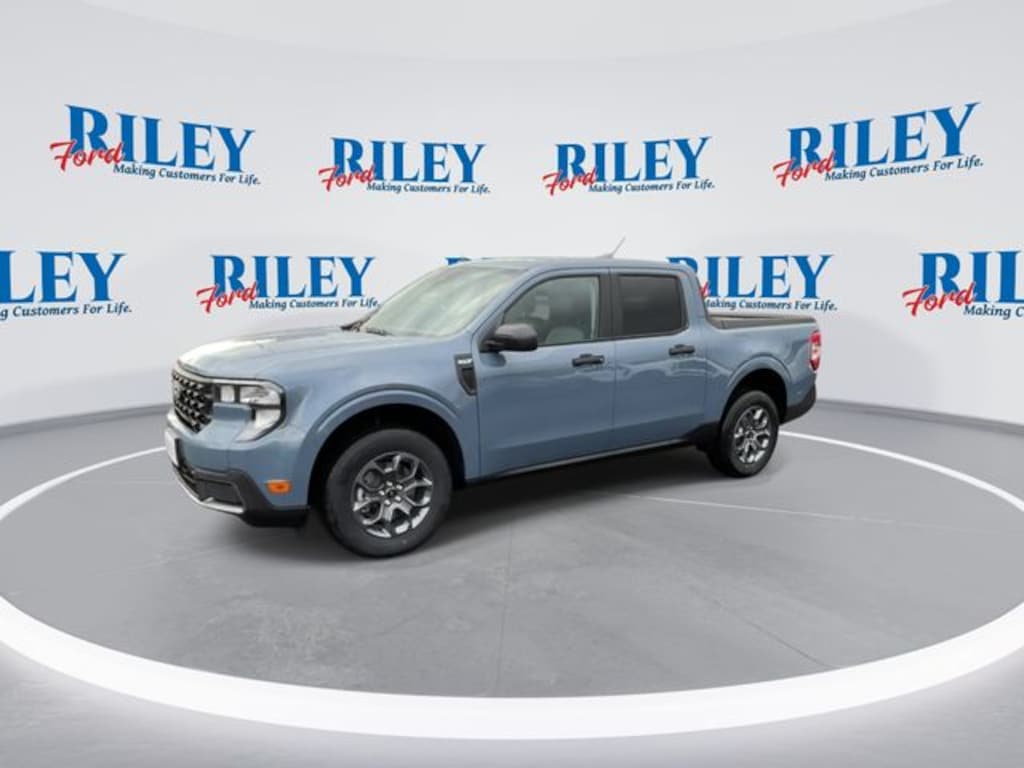 New 2025 Ford Maverick XLT Truck