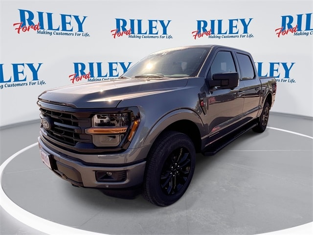 2025 Ford F-150 XLT's photo