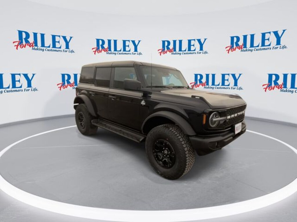 New 2026 Ford Bronco Outer Banks SUV