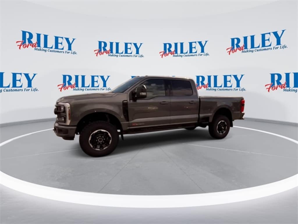 New 2026 Ford F-350SD Lariat Truck