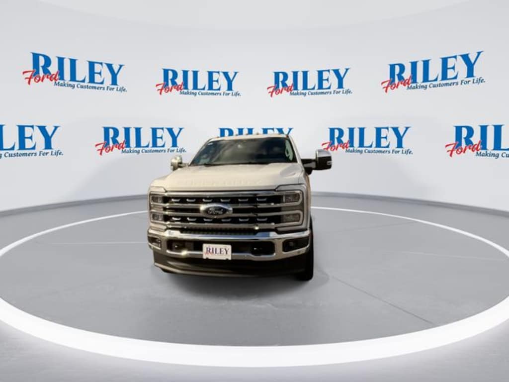 New 2026 Ford F-350SD Lariat Truck