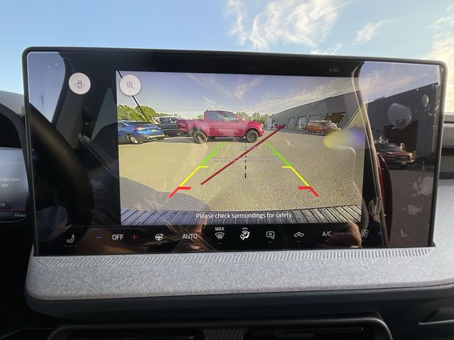 2025 Ford Maverick XLT - Photo 17