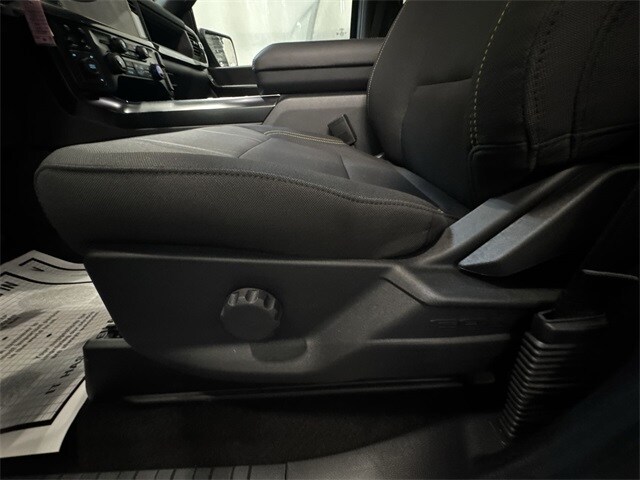 2025 Ford F-150 STX photo 4