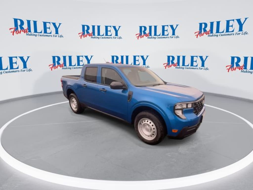 New 2025 Ford Maverick XL Truck