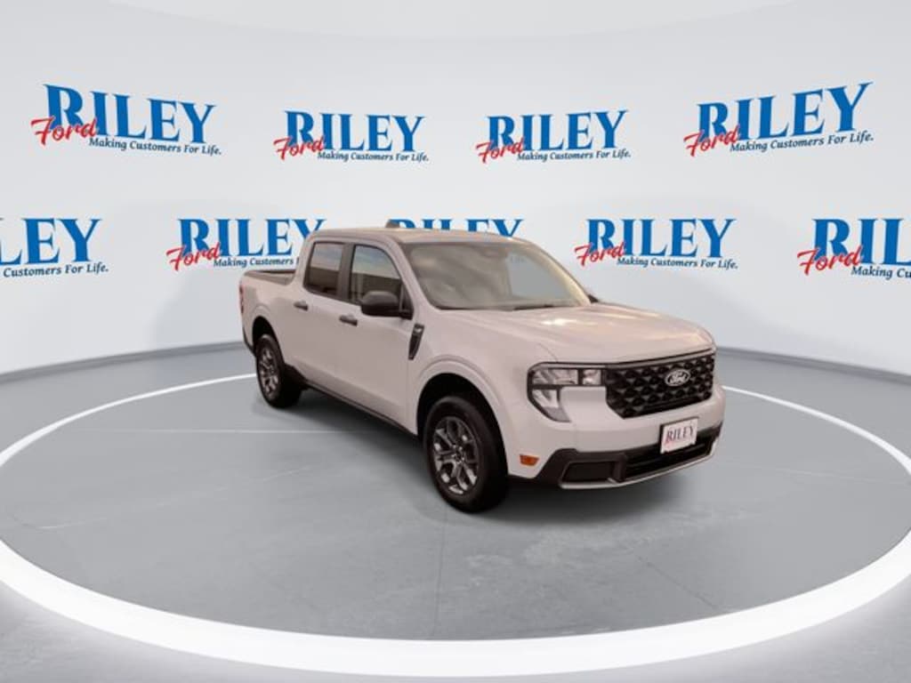 New 2025 Ford Maverick XLT Truck