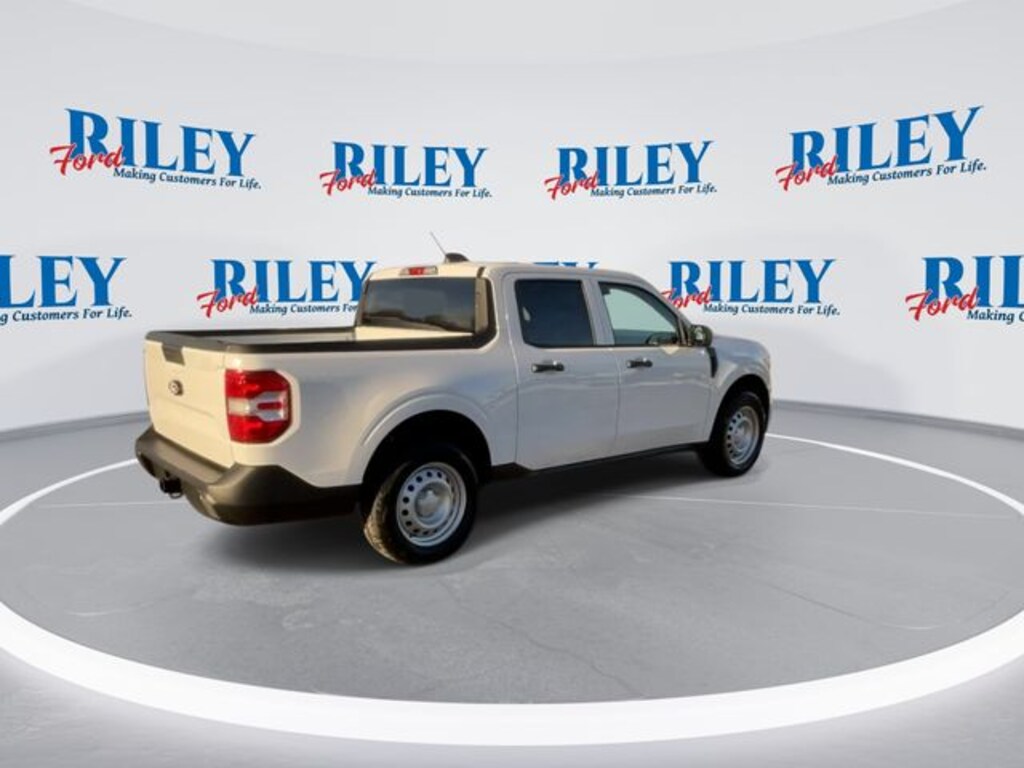 New 2026 Ford Maverick XL Truck