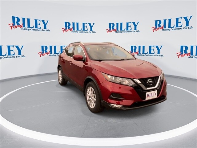 2022 Nissan Rogue Sport SV photo 2