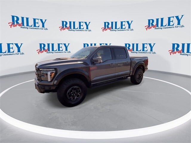 2025 Ford F-150 Raptor photo 3