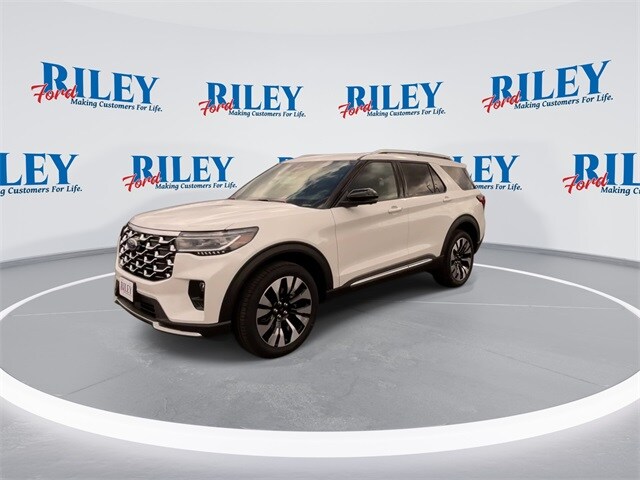 2025 Ford Explorer Platinum photo 4