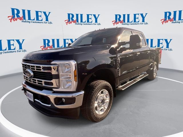 2026 Ford F-350 Super Duty XLT's photo