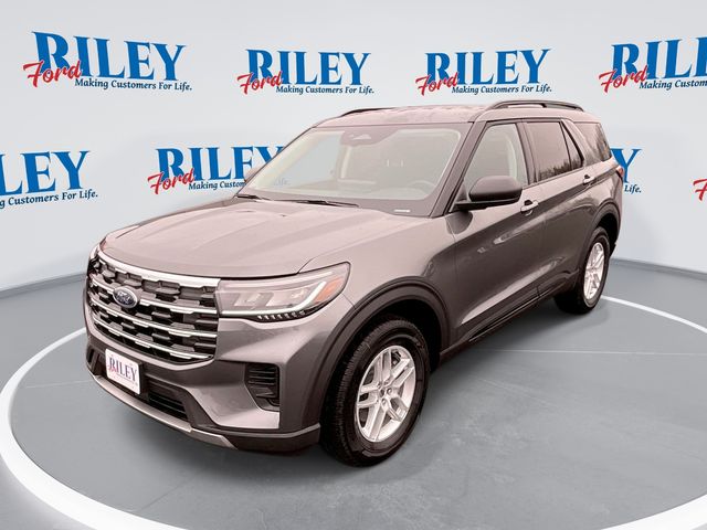 2026 Ford Explorer Active's photo