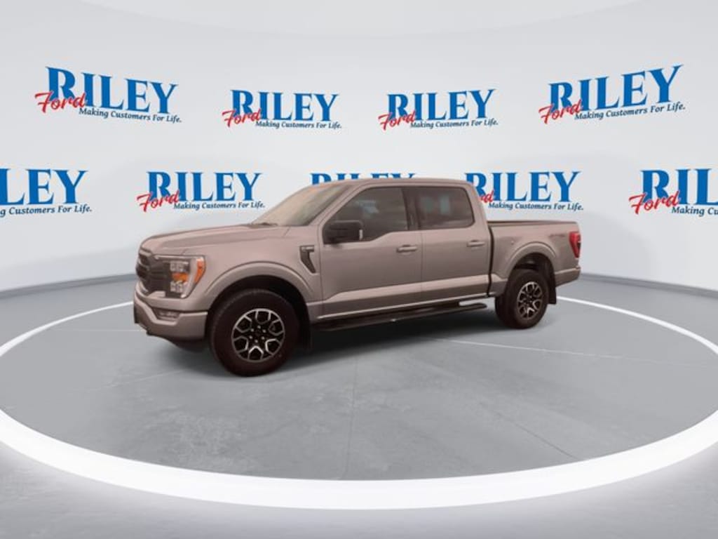 New 2023 Ford F-150 XLT Truck