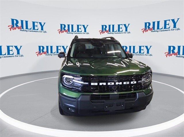 2025 Ford Bronco Sport Outer Banks photo 3