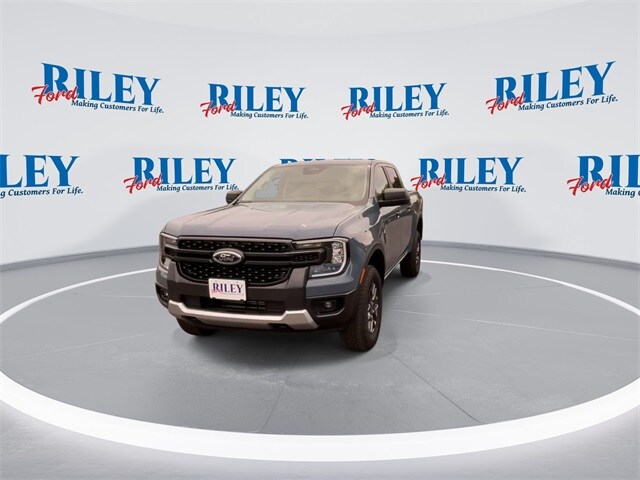 2025 Ford Ranger XLT photo 2