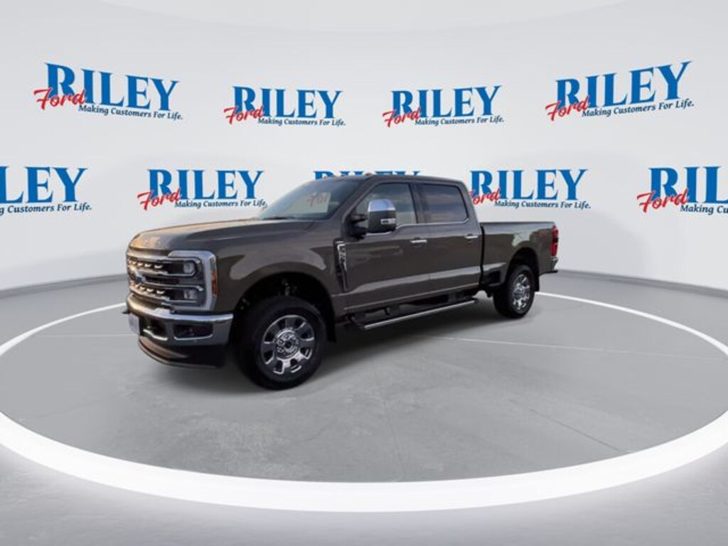 New 2026 Ford F-350SD Lariat Truck