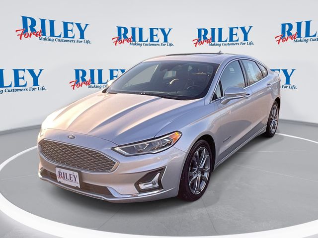 2019 Ford Fusion Hybrid Titanium's photo