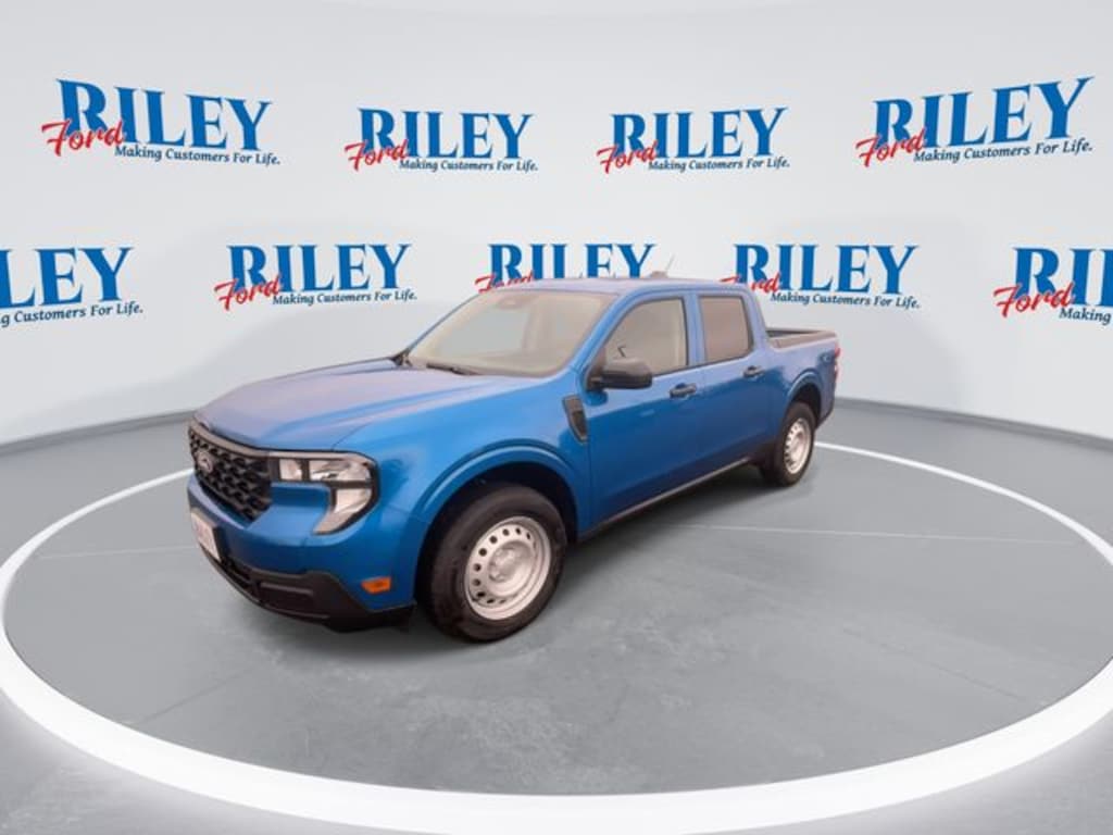 New 2025 Ford Maverick XL Truck