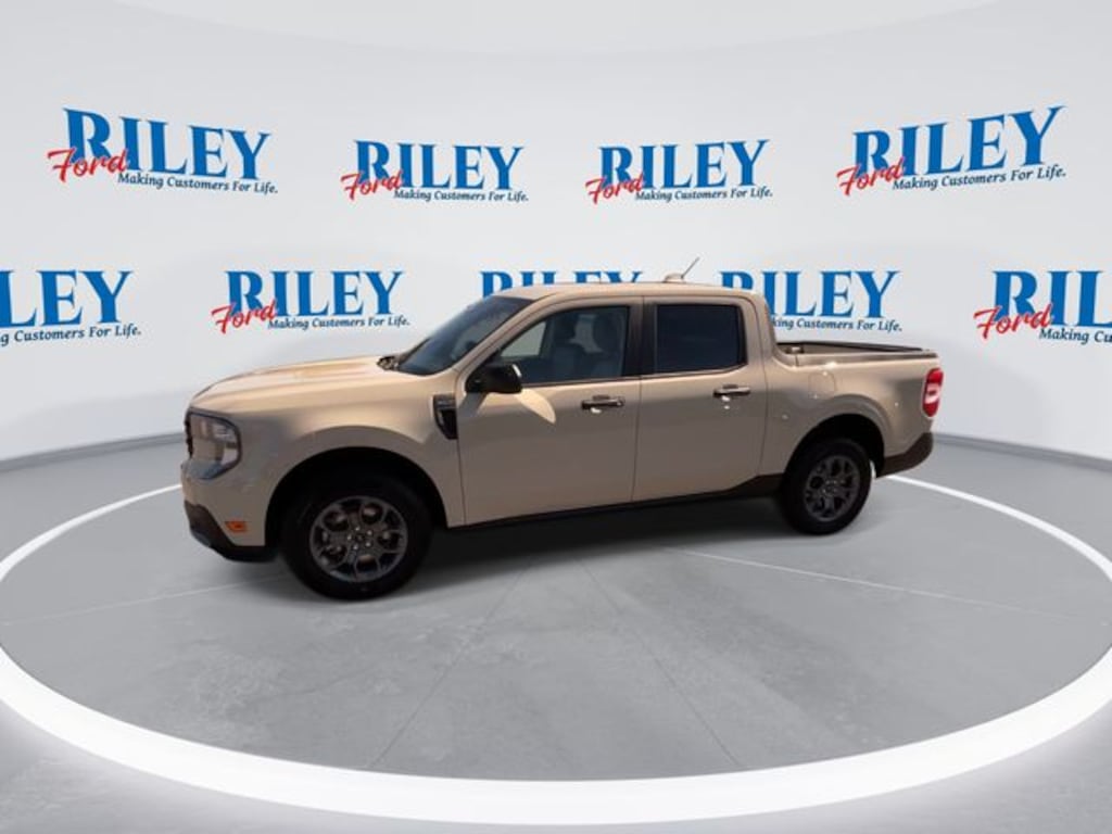 New 2025 Ford Maverick XLT Truck