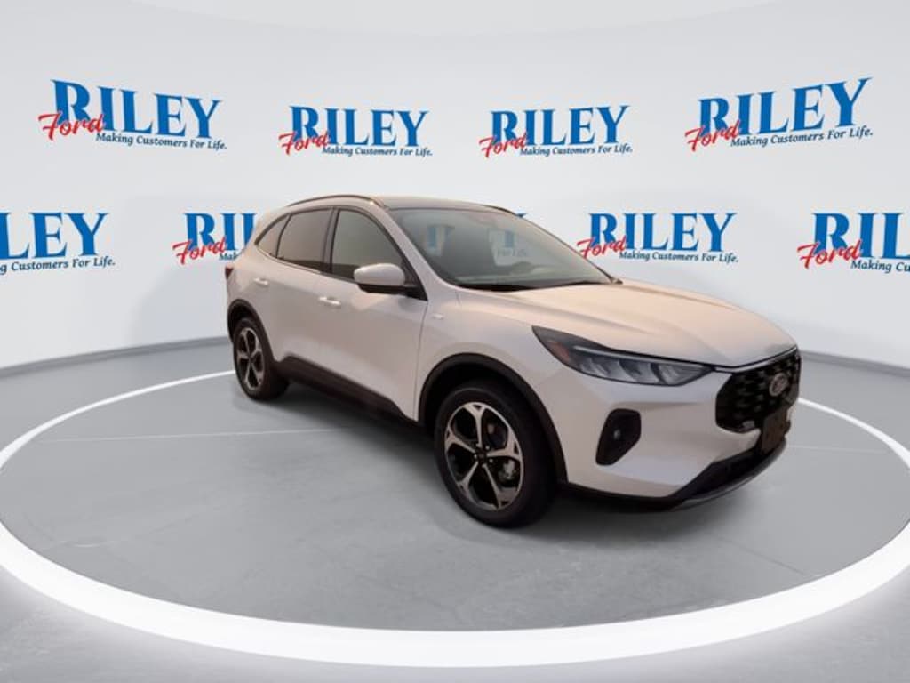 New 2025 Ford Escape ST-Line Select SUV