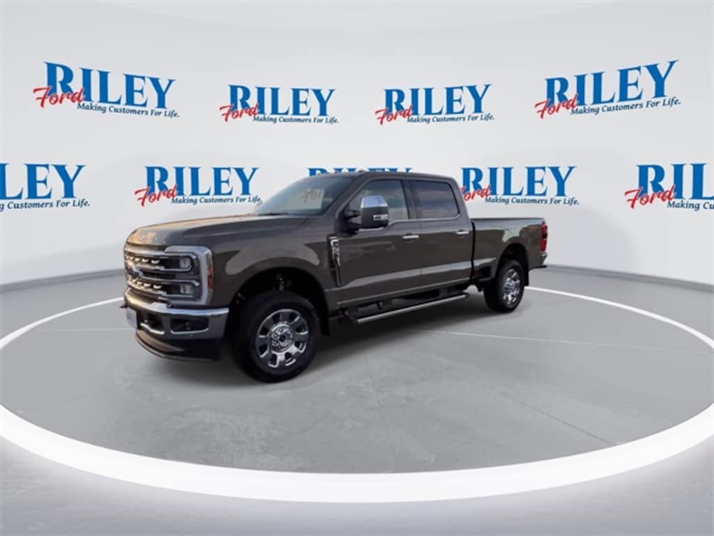 New 2026 Ford F-350SD Lariat Truck