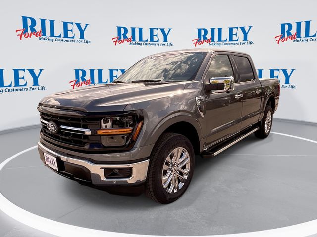 2025 Ford F-150 XLT's photo