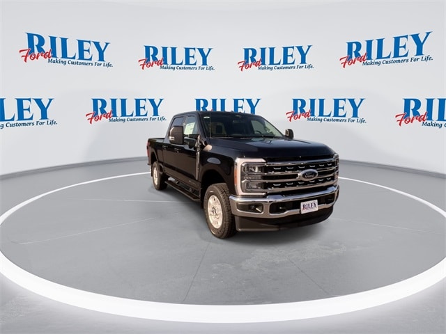 2026 Ford F-250 XLT photo 4