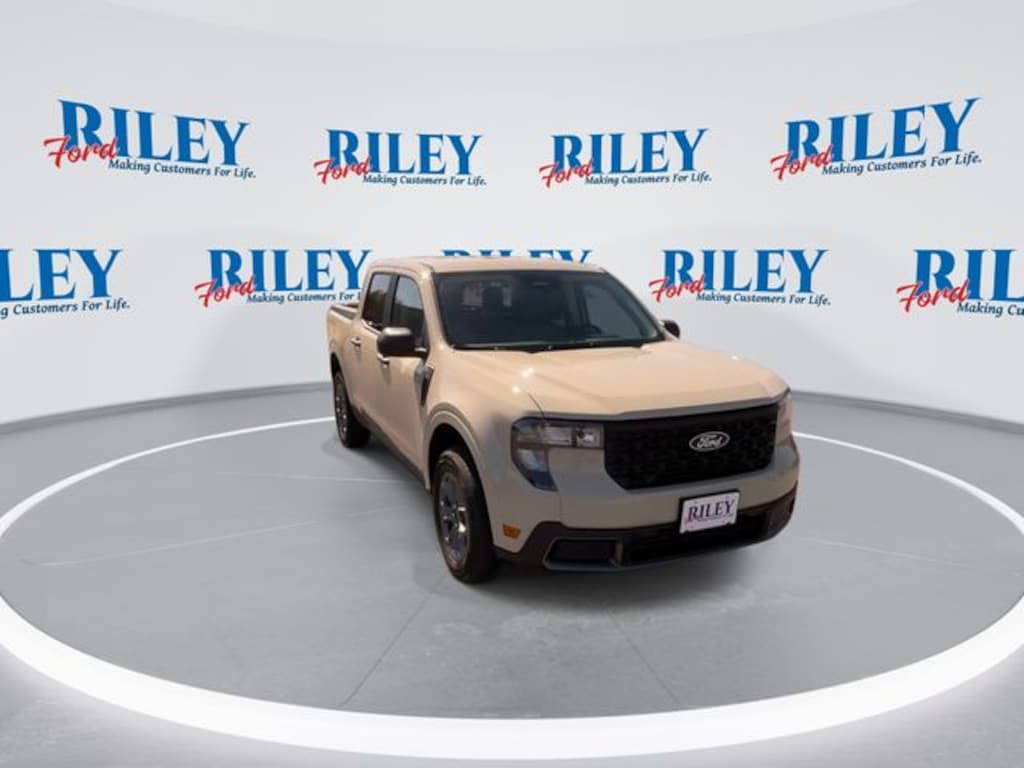 New 2025 Ford Maverick XLT Truck