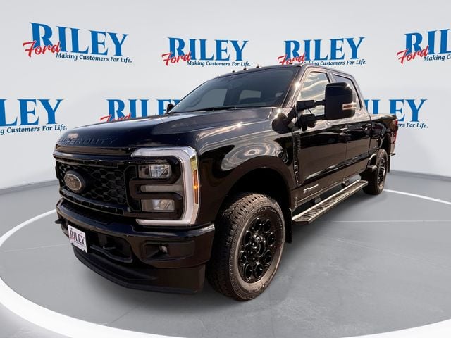 2026 Ford F-350 Super Duty Lariat's photo