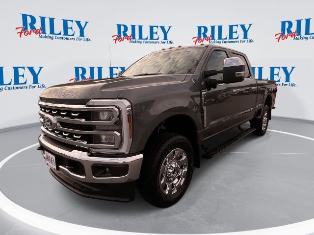 2027 Ford F-250SD Lariat Truck