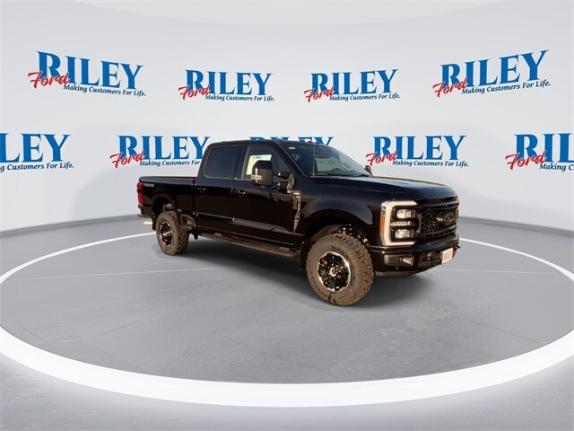 2026 Ford F-250 photo 4