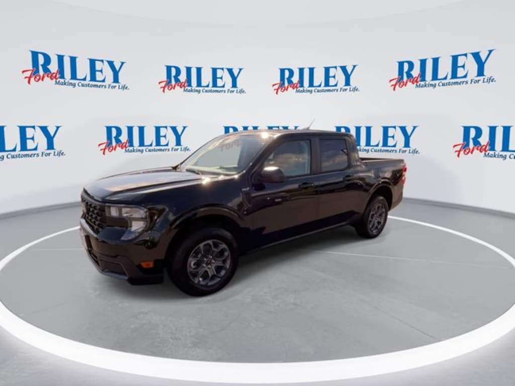 New 2025 Ford Maverick XLT Truck