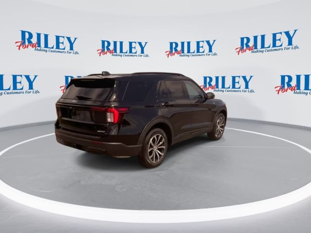 New 2026 Ford Explorer ST-Line SUV