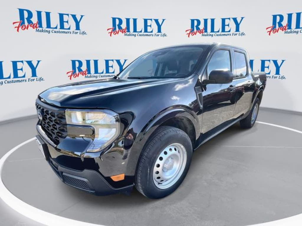 New 2025 Ford Maverick XL Truck