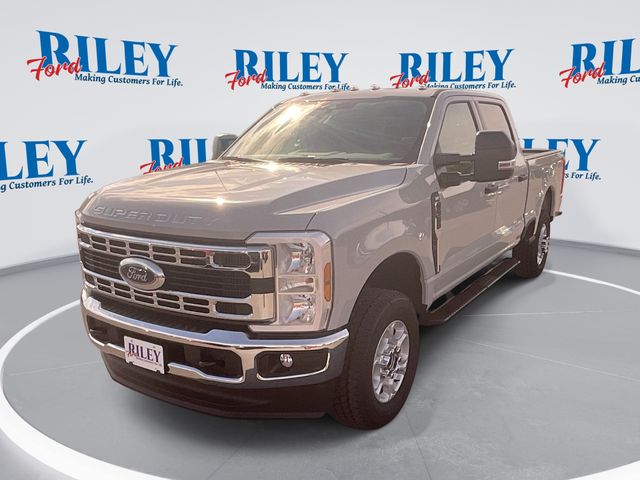 2026 Ford F-350 Super Duty XLT's photo
