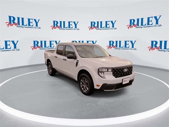 2025 Ford Maverick XLT photo 2