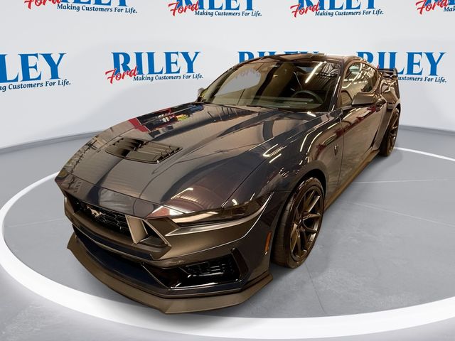 2025 Ford Mustang Dark Horse's photo