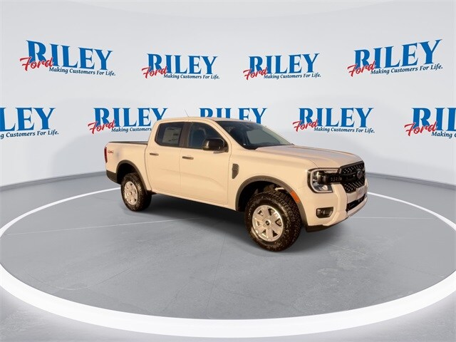 2025 Ford Ranger XL photo 2