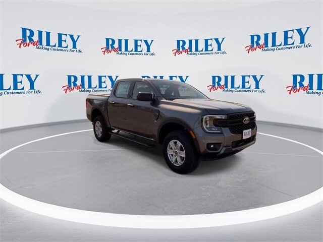 2025 Ford Ranger XL photo 2