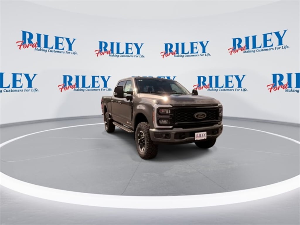 New 2026 Ford F-350SD Lariat Truck