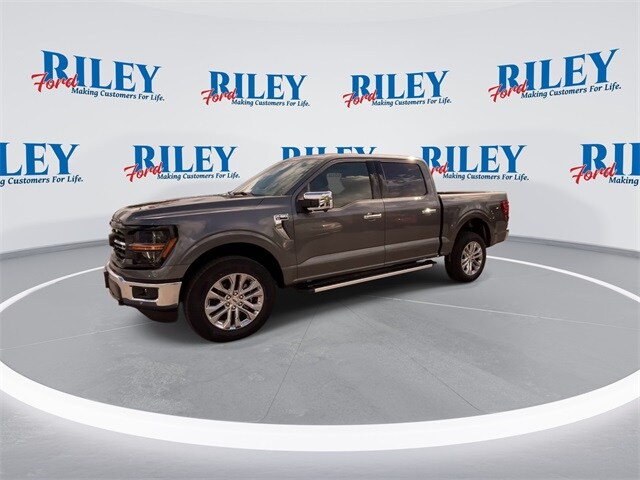2025 Ford F-150 XLT photo 4