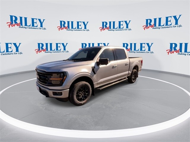 2025 Ford F-150 XLT photo 4