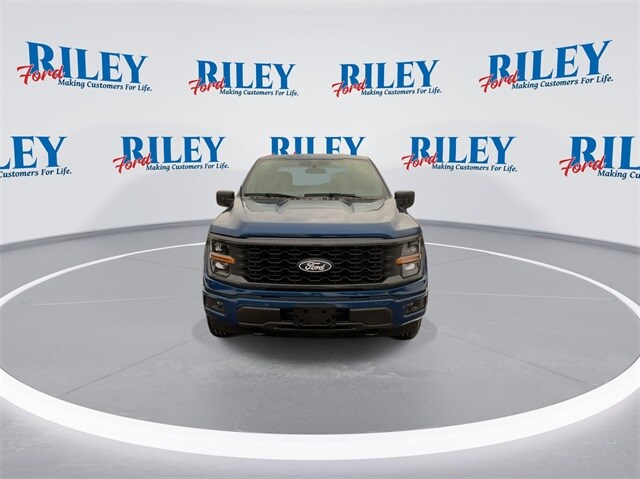 2025 Ford F-150 STX photo 2