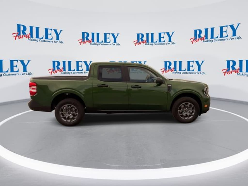 New 2025 Ford Maverick XLT Truck