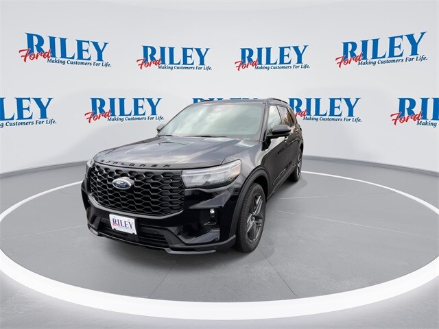 2026 Ford Explorer ST-Line photo 3