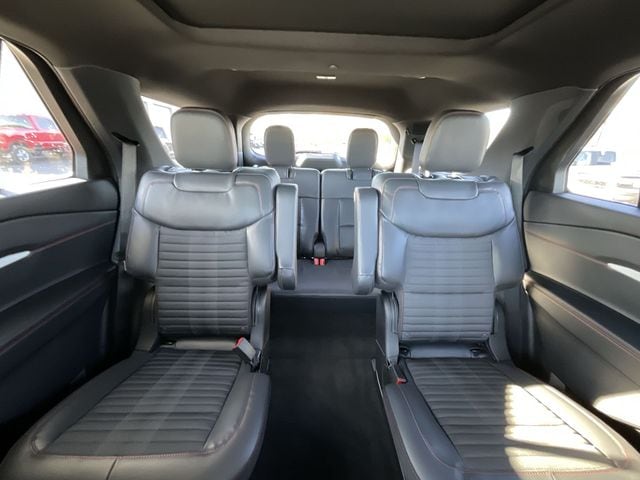 2026 Ford Explorer ST-Line - Photo 23
