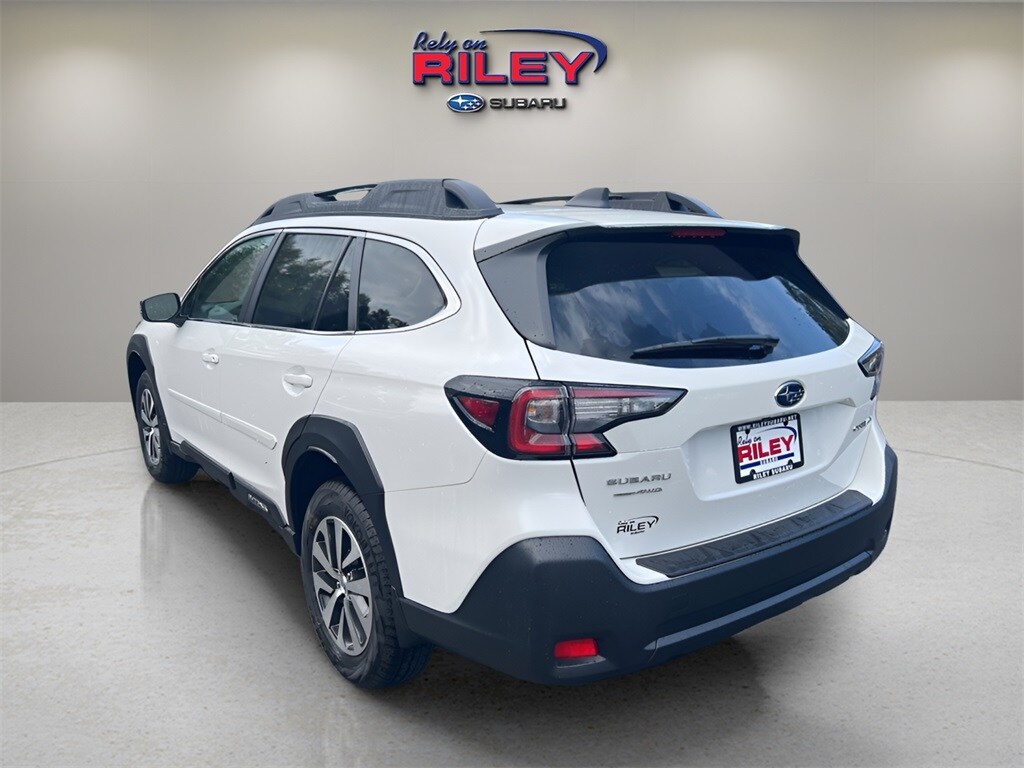 2025 Subaru Outback Premium photo 3